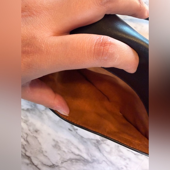 Coach Cassie 19 in Black Pebble Leather with Rivets & Silver Hardware - Picture 6 of 15